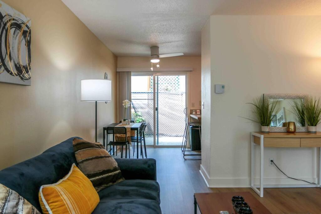 Appartamento Amazing Entire House + Parking Portland Esterno foto